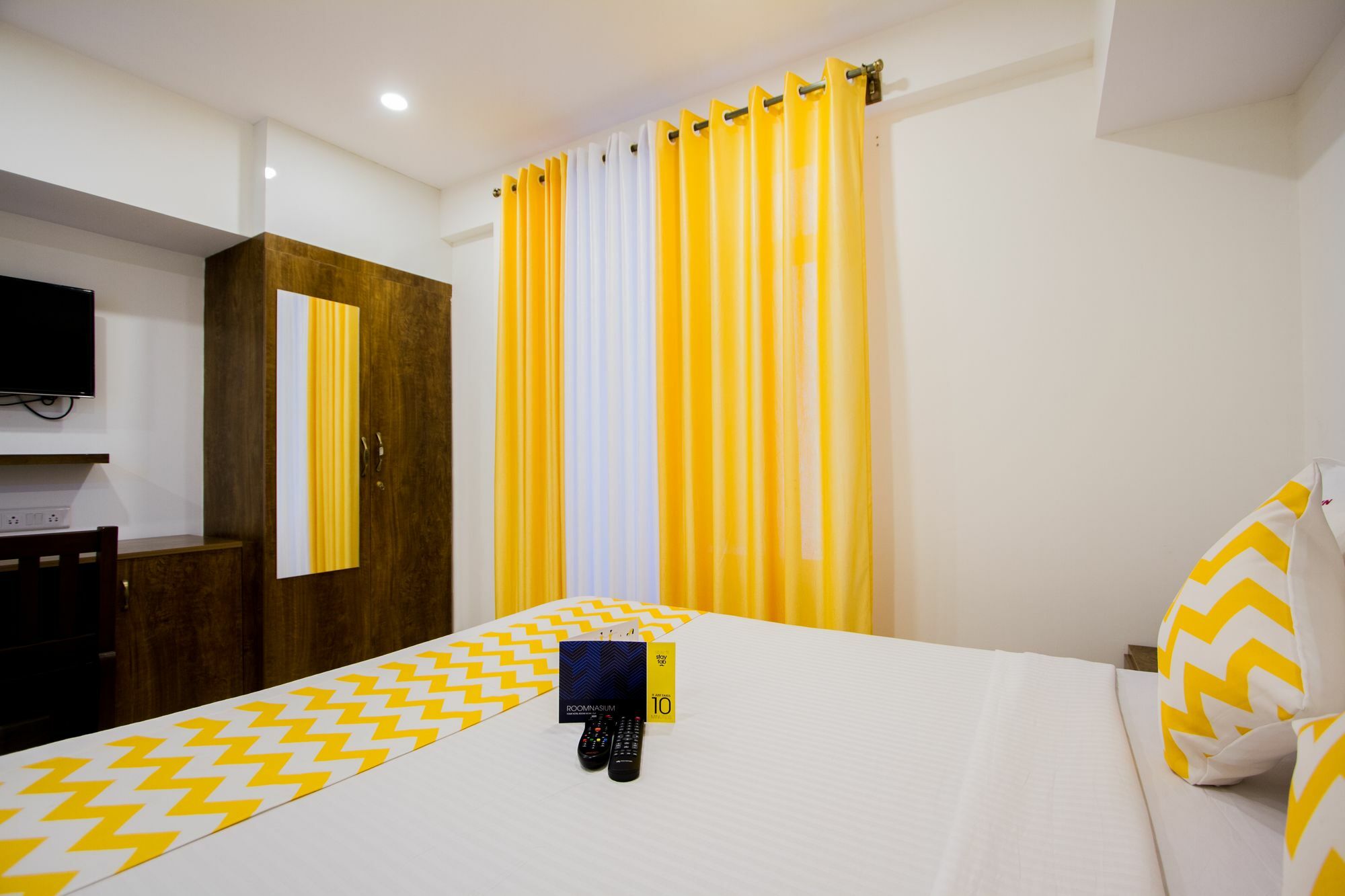 FabHotel Oakwey Inn Indiranagar Bangalore Bagian luar foto