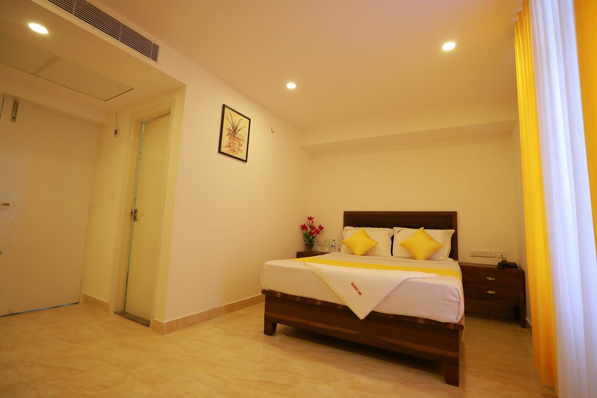 FabHotel Oakwey Inn Indiranagar Bangalore Bagian luar foto